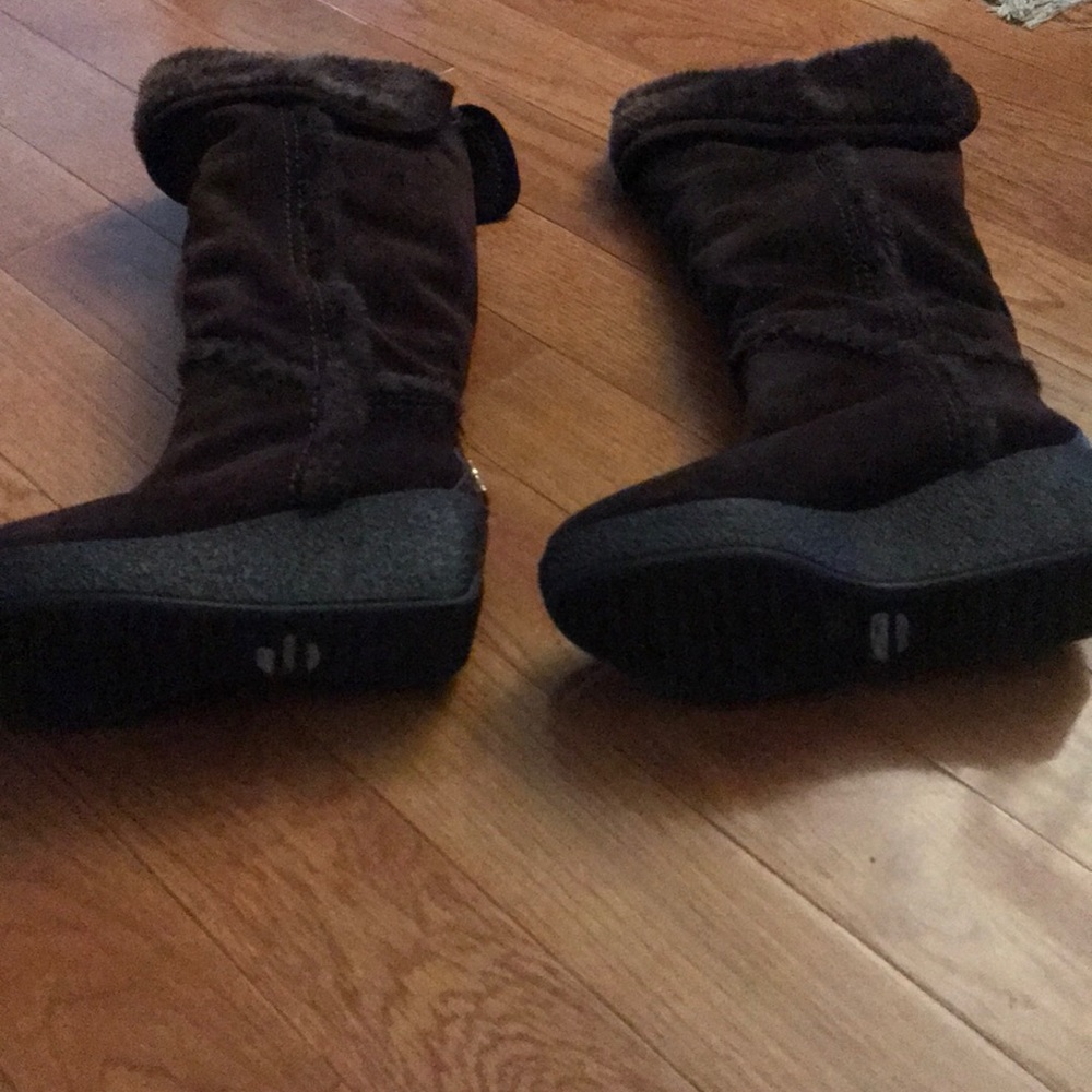 Winter boots
